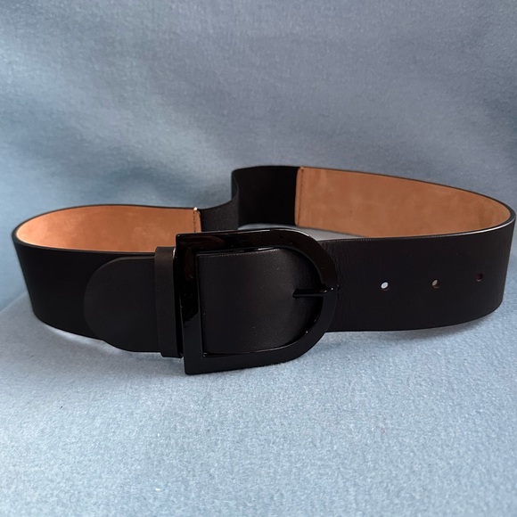 MaxMara Black Leather Enameled Buckle Stretch Leather BeltMAX MARA
